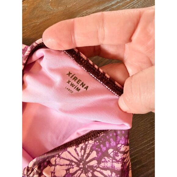 Xirena Analyse Onepiece swimsuit in the Night Blossom print Size Large - Picture 2 of 5